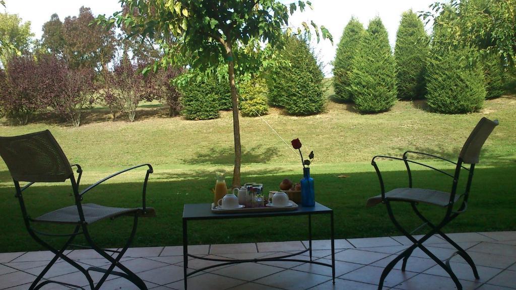 Отель L'Oustal Du Lauragais Labastide-Beauvoir Экстерьер фото